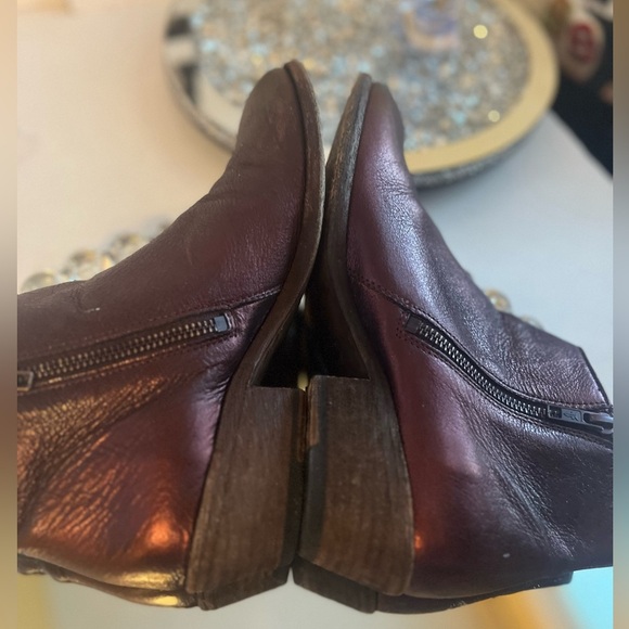 Frye metallic boots rare women’s size 7.5 - Picture 7 of 11